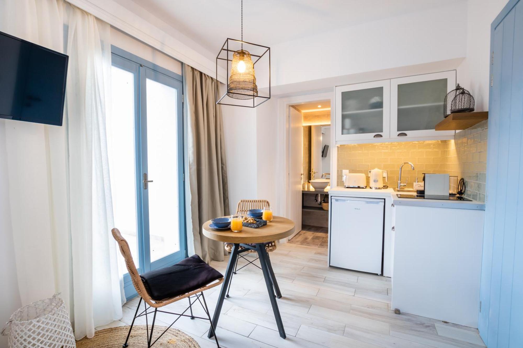 Yploui Suites Karpathos Exteriör bild