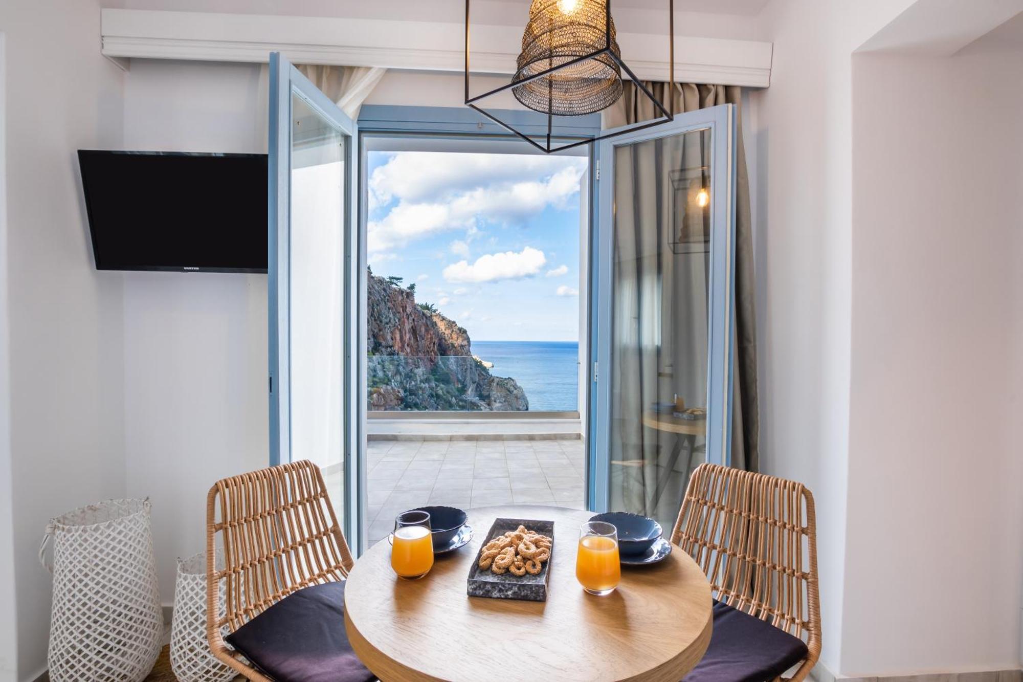 Yploui Suites Karpathos Exteriör bild