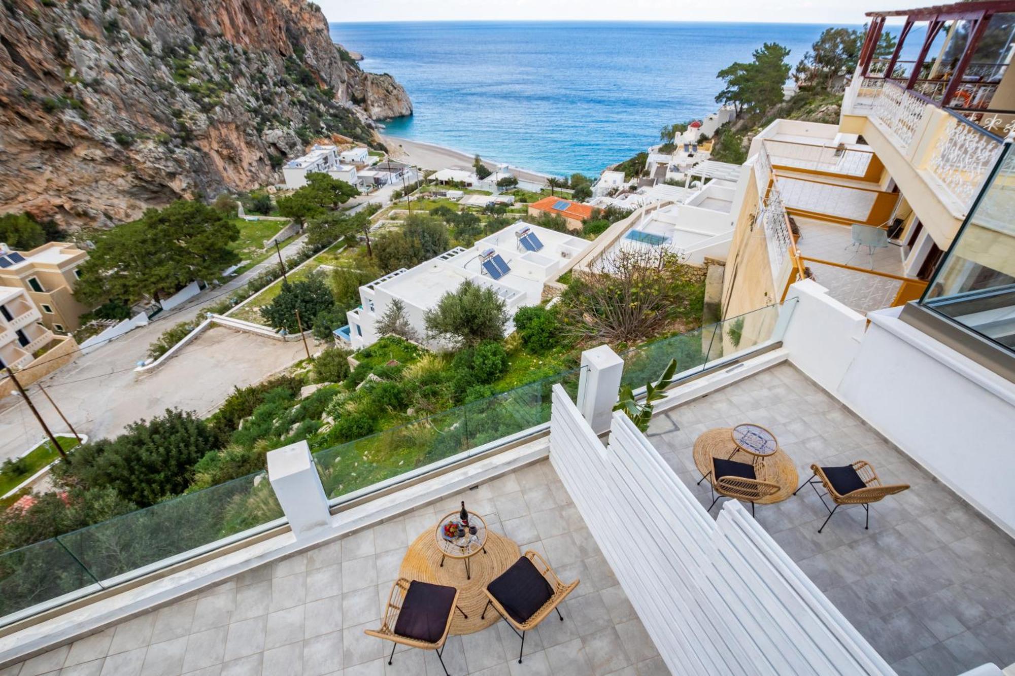 Yploui Suites Karpathos Exteriör bild