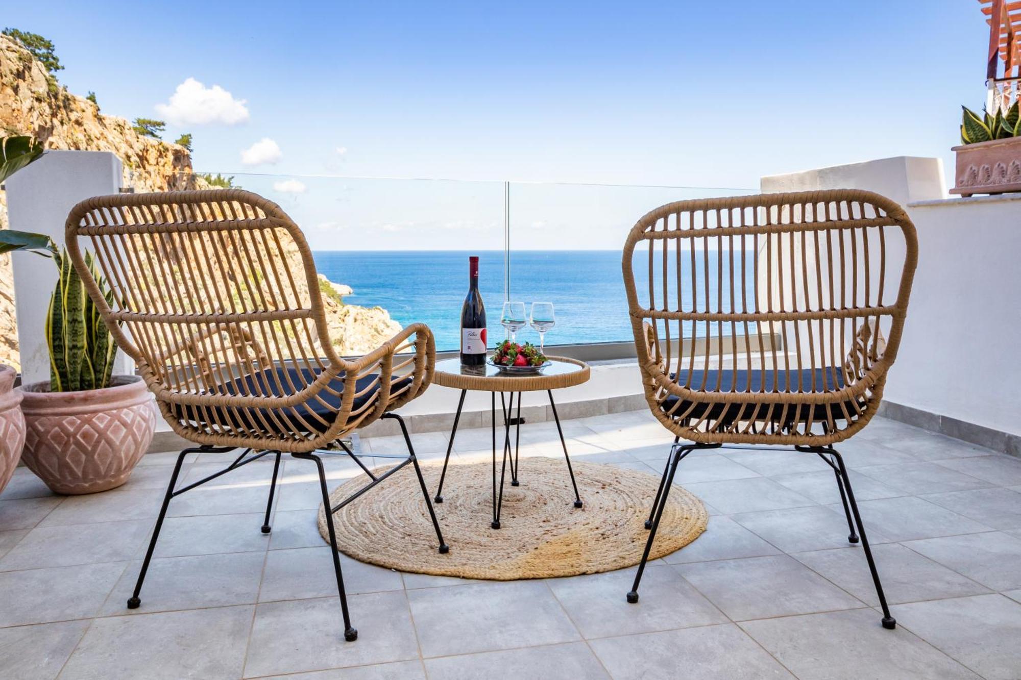 Yploui Suites Karpathos Exteriör bild