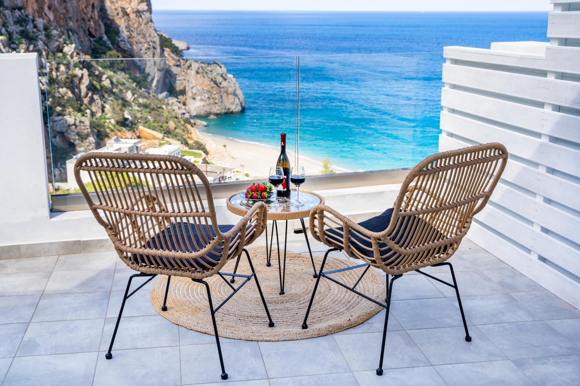 Yploui Suites Karpathos Exteriör bild