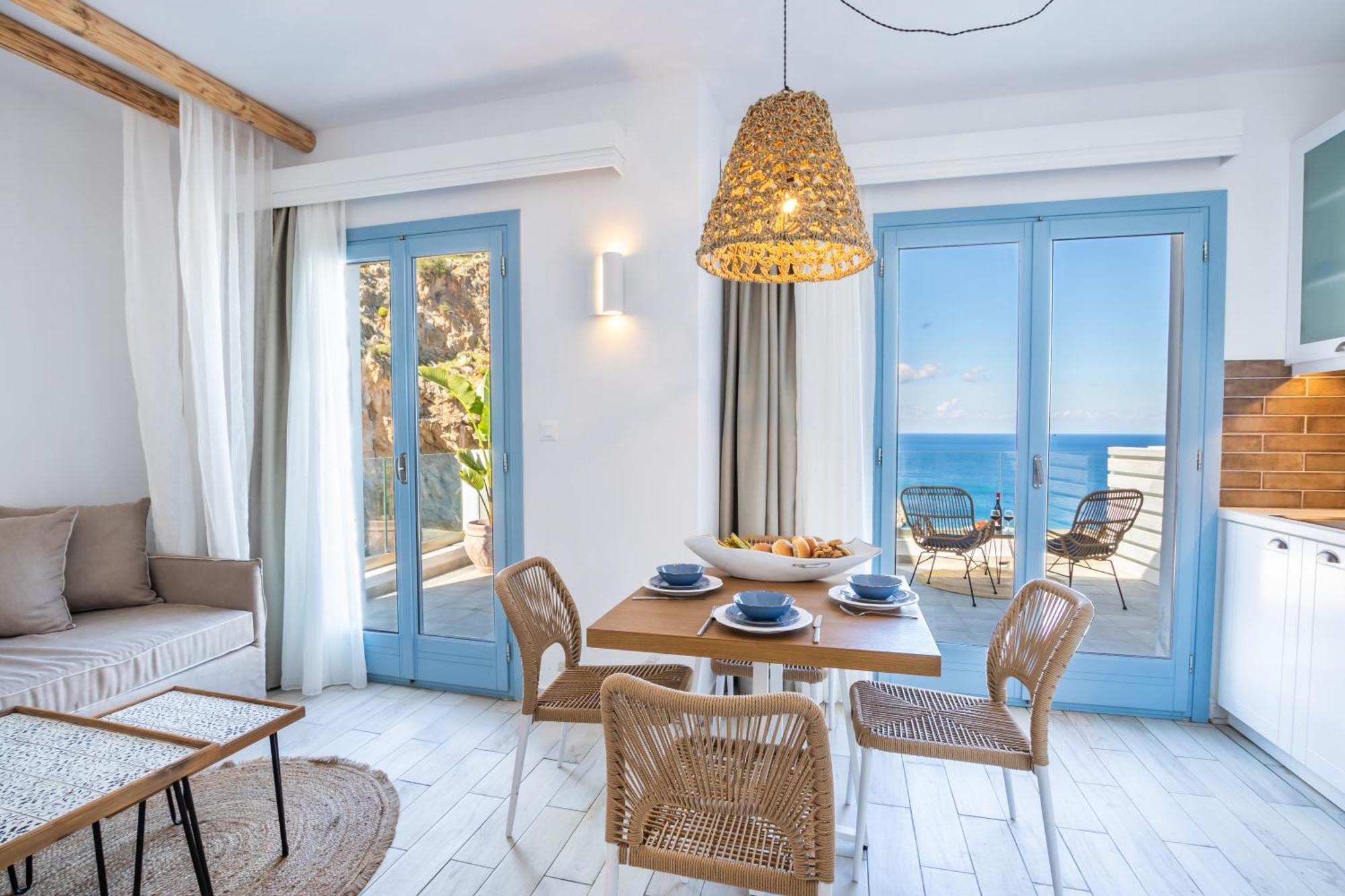 Yploui Suites Karpathos Exteriör bild